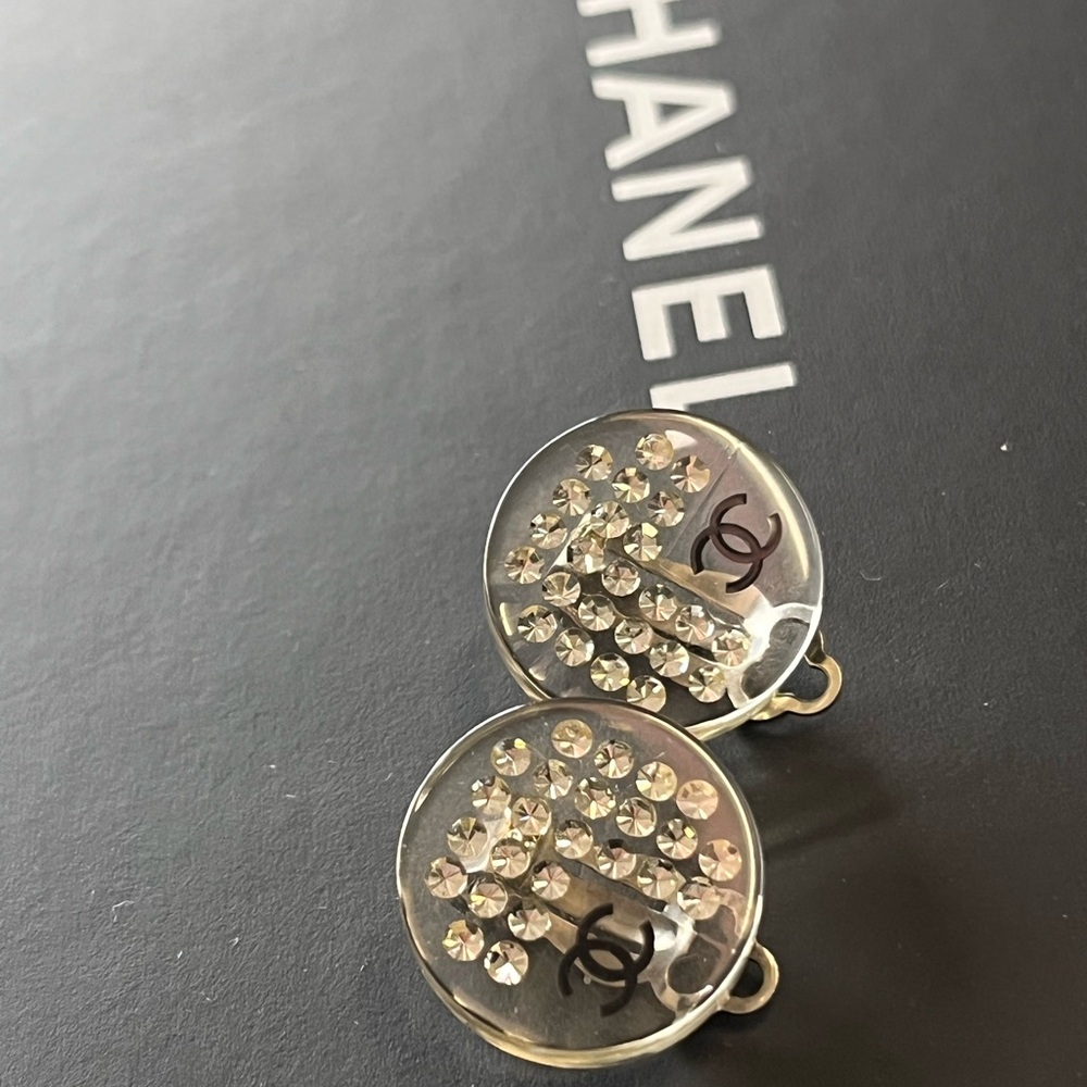 Chanel Clear Rhinestone Earrings - Picture 4 of 16